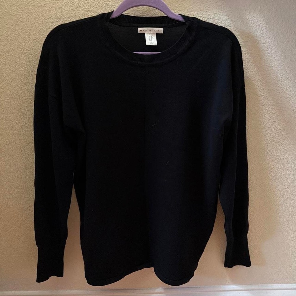MAX STUDIO Black Sweater